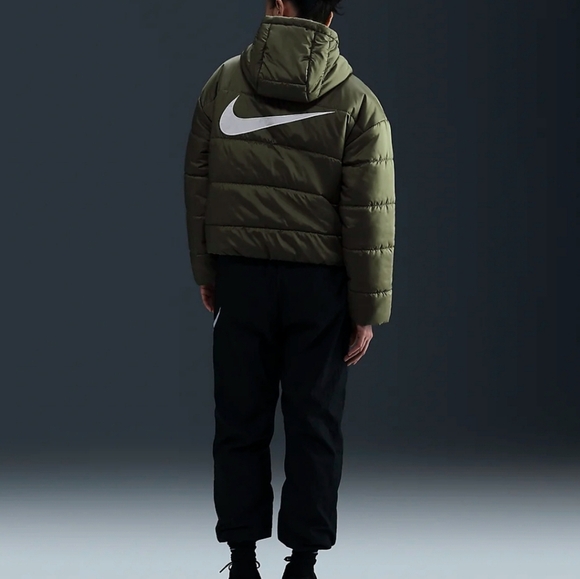 Nike Jackets & Blazers - Nike Sportswear Therma-FIT Repel size S